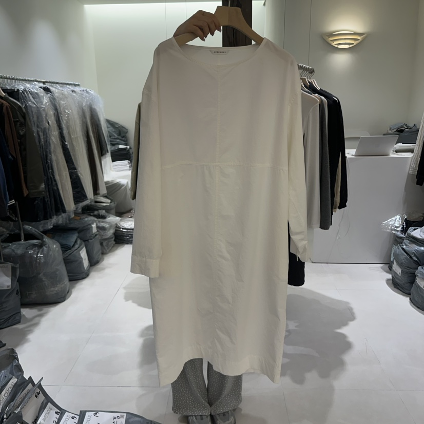 AVECNOUS東大門㊣直郵女裝新品25秋冬熱賣真品人氣時尚連衣裙AVECNOUS連衣裙圖色1