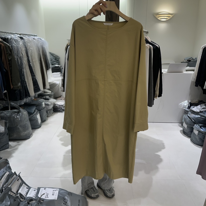 AVECNOUS東大門㊣直郵女裝新品25秋冬熱賣真品人氣時尚連衣裙AVECNOUS連衣裙圖色2