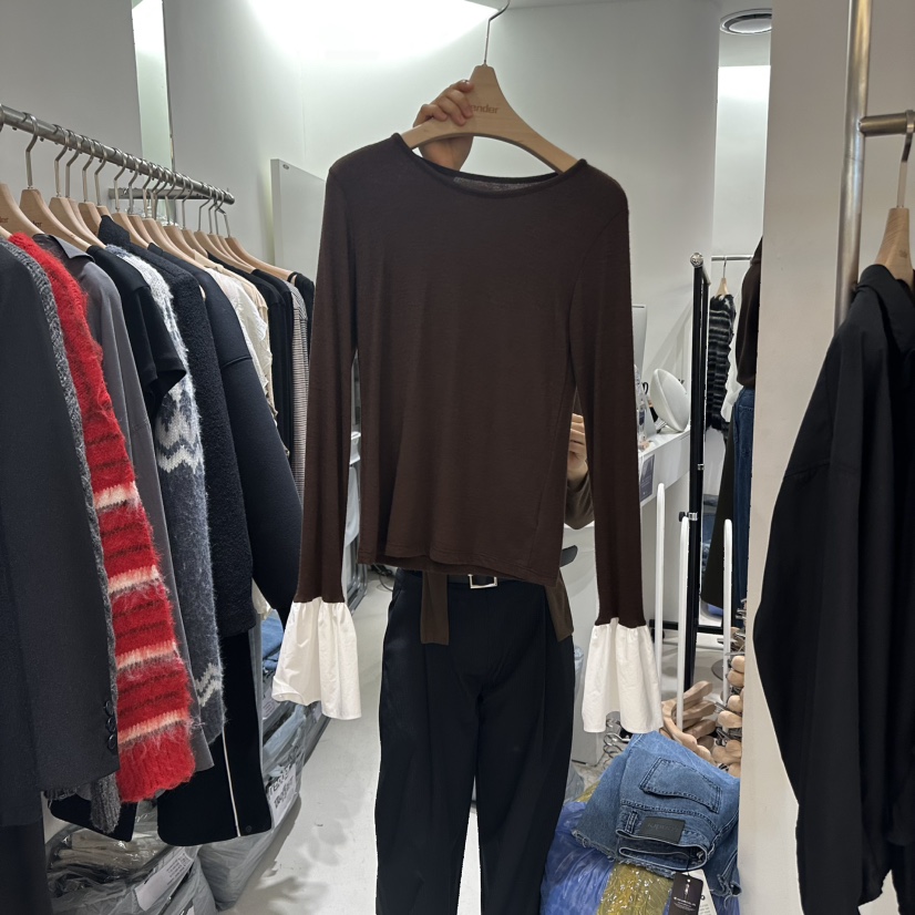 RENDER東大門㊣直郵女士新品25秋冬人氣時尚休閑長袖T恤泡泡袖RENDER長袖T恤圖色3