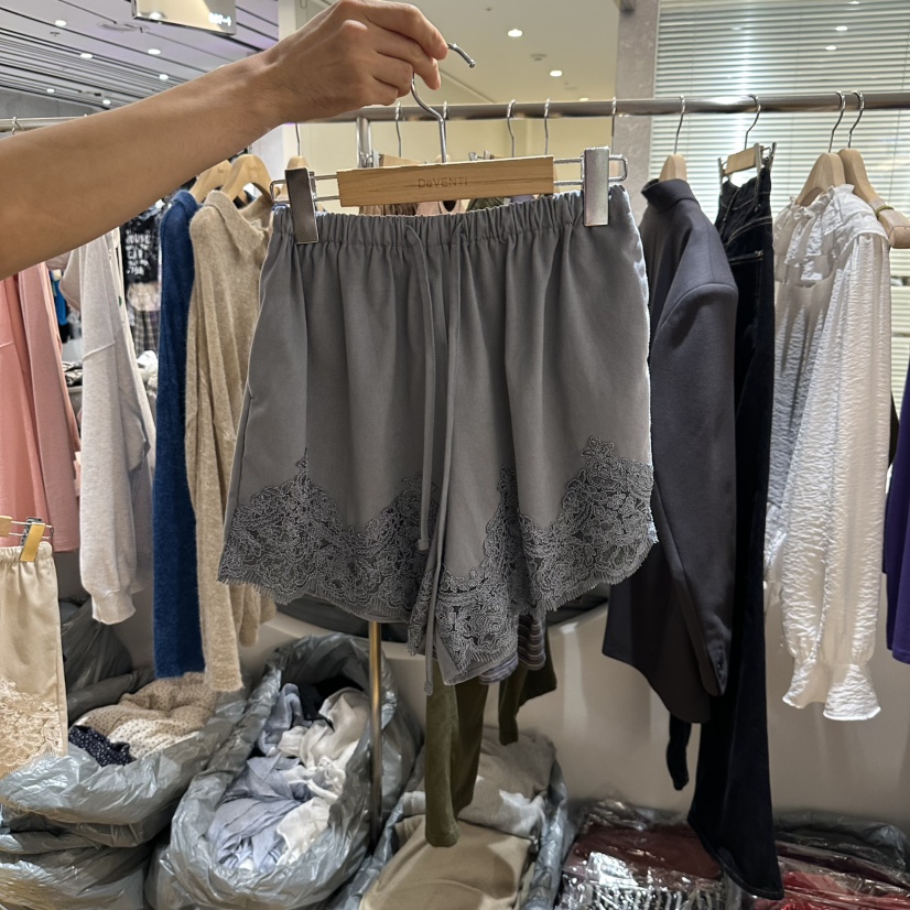 DE VENTI韓國代購㊣女裝新品時尚熱賣真品25秋冬人氣短褲蕾絲DE VENTI短褲圖色3