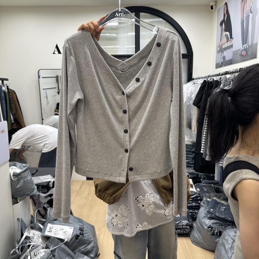 ARR韓國直郵㊣女士新品真品時尚25秋冬休閑熱賣長袖T恤開衫ARR長袖T恤圖色1
