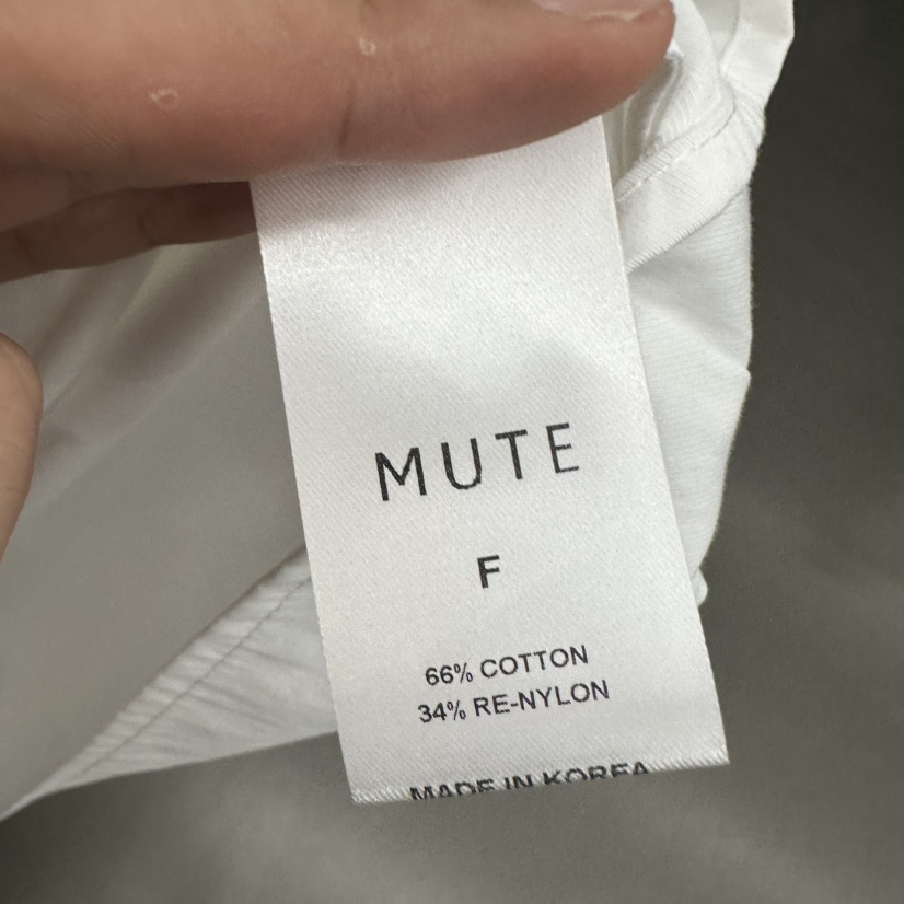 MUTE-P東大門㊣直郵女士新款時尚推薦熱賣真品職業襯衫蕾絲衫MUTE襯衫/蕾絲衫