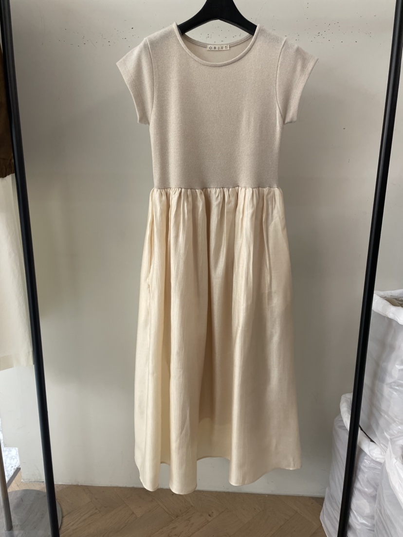 OBJET韓國代購㊣女裝新品時尚人氣職業熱賣25秋冬真品連衣裙love us u/OBJET連衣裙圖色2