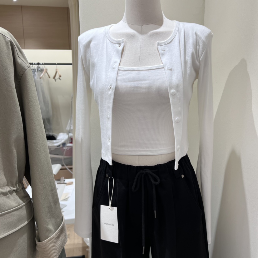 MEMOIRE韓國直郵㊣女士新品時尚人氣25秋冬套裝套裝短款開衫MEMOIRE套裝