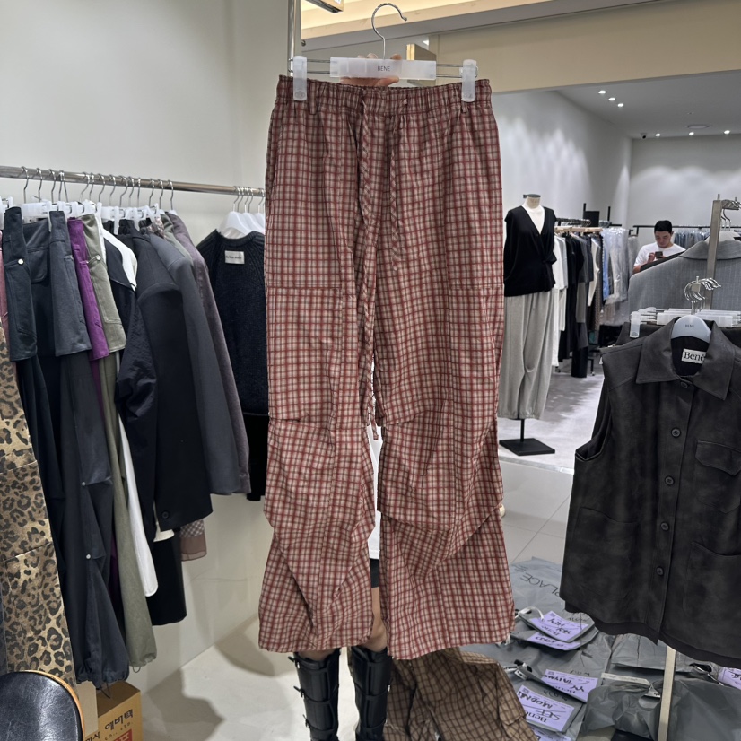 BENE韓國直郵㊣女士新品職業人氣熱賣時尚推薦25秋冬休閑褲BENE休閑褲圖色2
