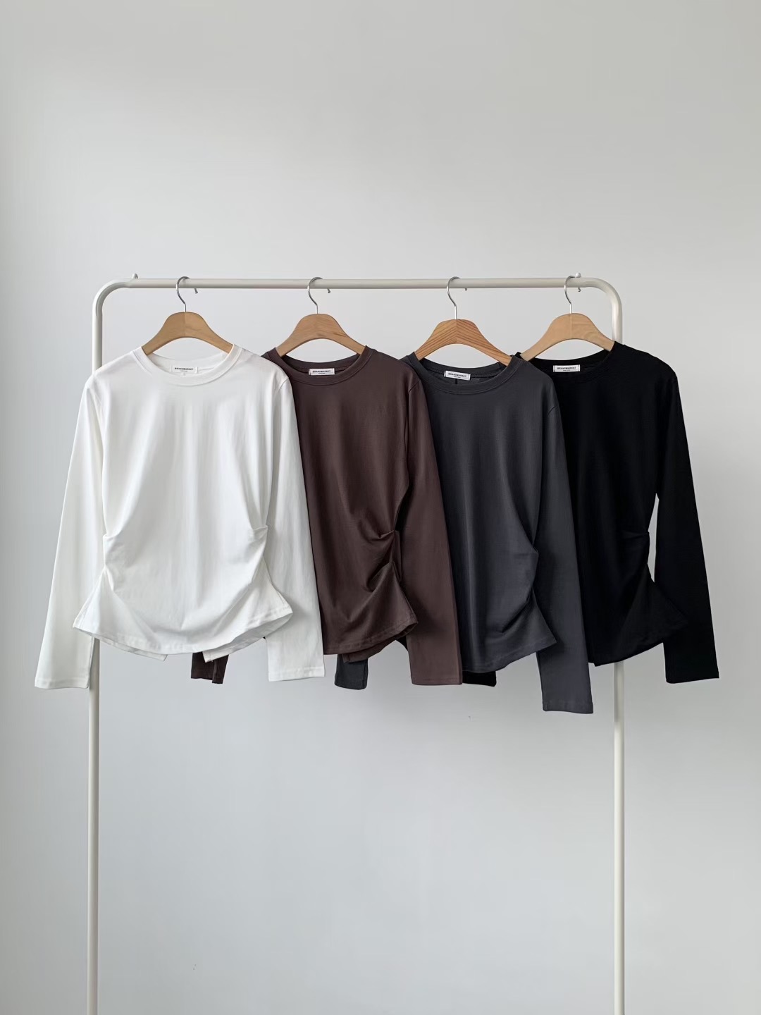 BRAND MARKET-브랜드마켓-T東大門㊣實拍女裝新款休閑長袖T恤BRAND MARKET-OT長袖T恤圖色2左二色