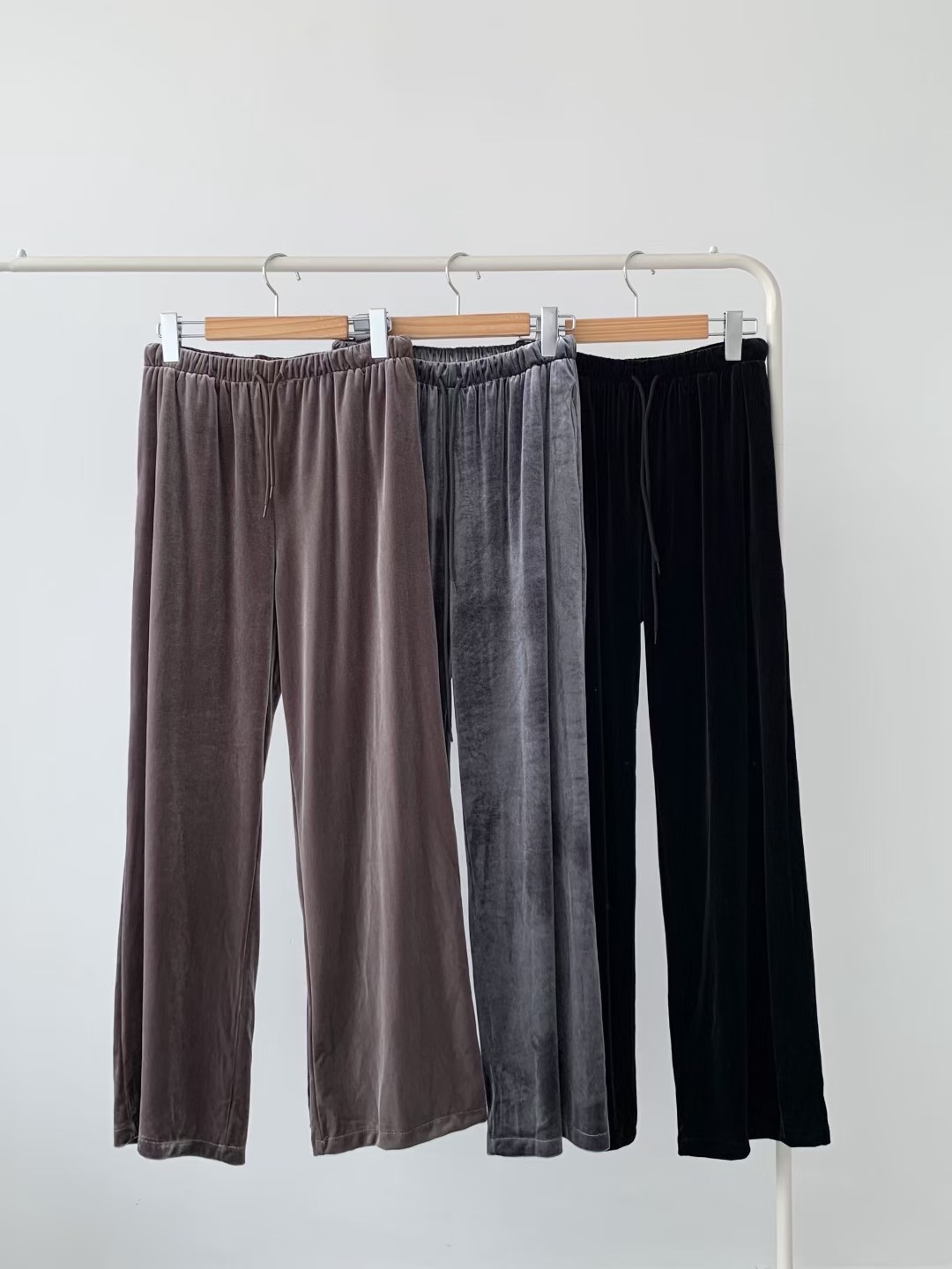 BRAND MARKET-브랜드마켓-T韓國代購㊣女士新款25秋冬休閑褲天鵝絨BRAND MARKET-OT休閑褲圖色3左三色