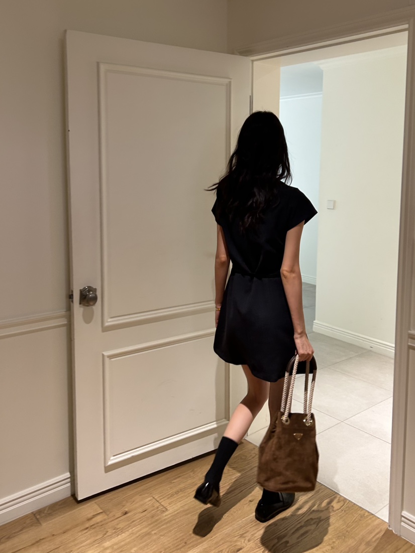 ME MO韓國直郵㊣女裝新品休閑時尚人氣連衣裙不含腰帶羊毛ME MO連衣裙