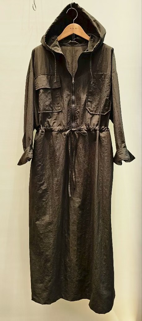 THE IN-더인-T韓國直郵㊣女裝新品推薦休閑熱賣連衣裙連帽THE IN連衣裙
