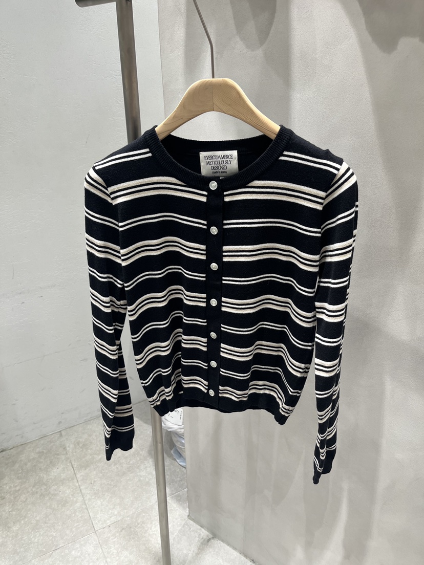 EVERCOMMERCE METICULOUSLY DESIGNED東大門㊣代購女裝新品真品針織衫EVERCOMMERCE針織衫圖色2