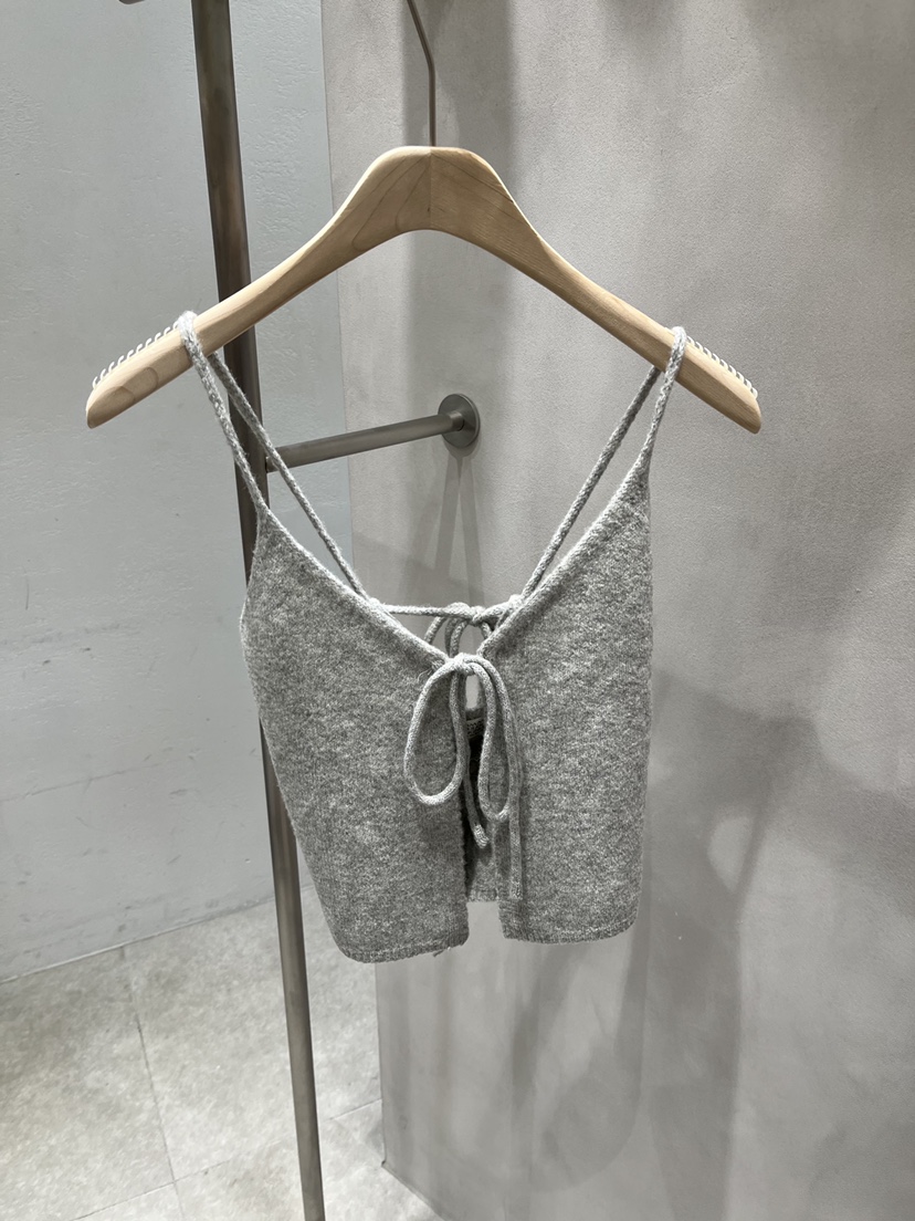 EVERCOMMERCE METICULOUSLY DESIGNED東大門㊣直郵女裝新品真品吊帶背心緊身EVERCOMMERCE吊帶/背心圖色3