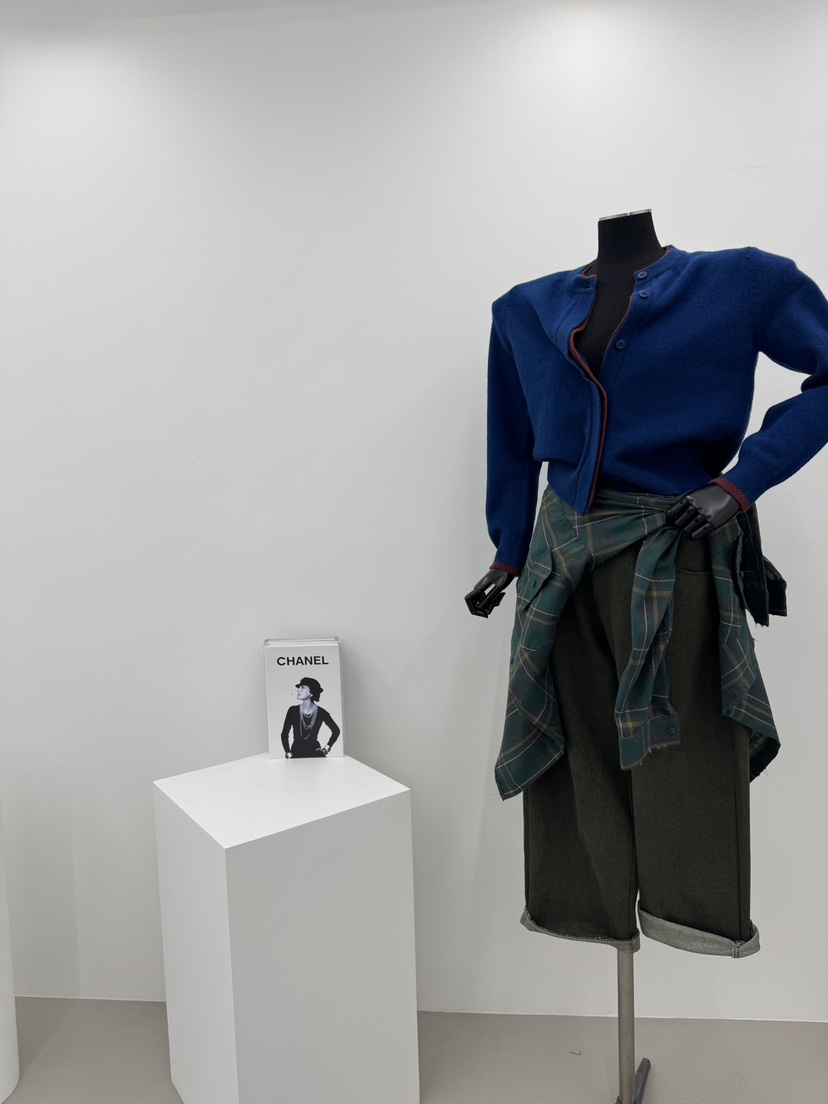 RED-A東大門㊣直郵女裝新品熱賣職業人氣針織衫雙排扣開衫RED-A針織衫