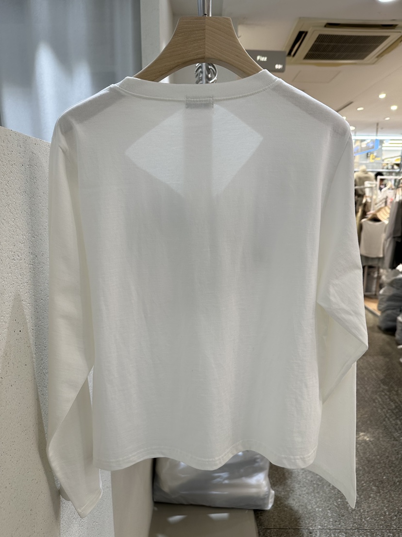FIZZ東大門㊣實拍女士新品25秋冬休閑人氣時尚真品推薦長袖T恤FIZZ長袖T恤