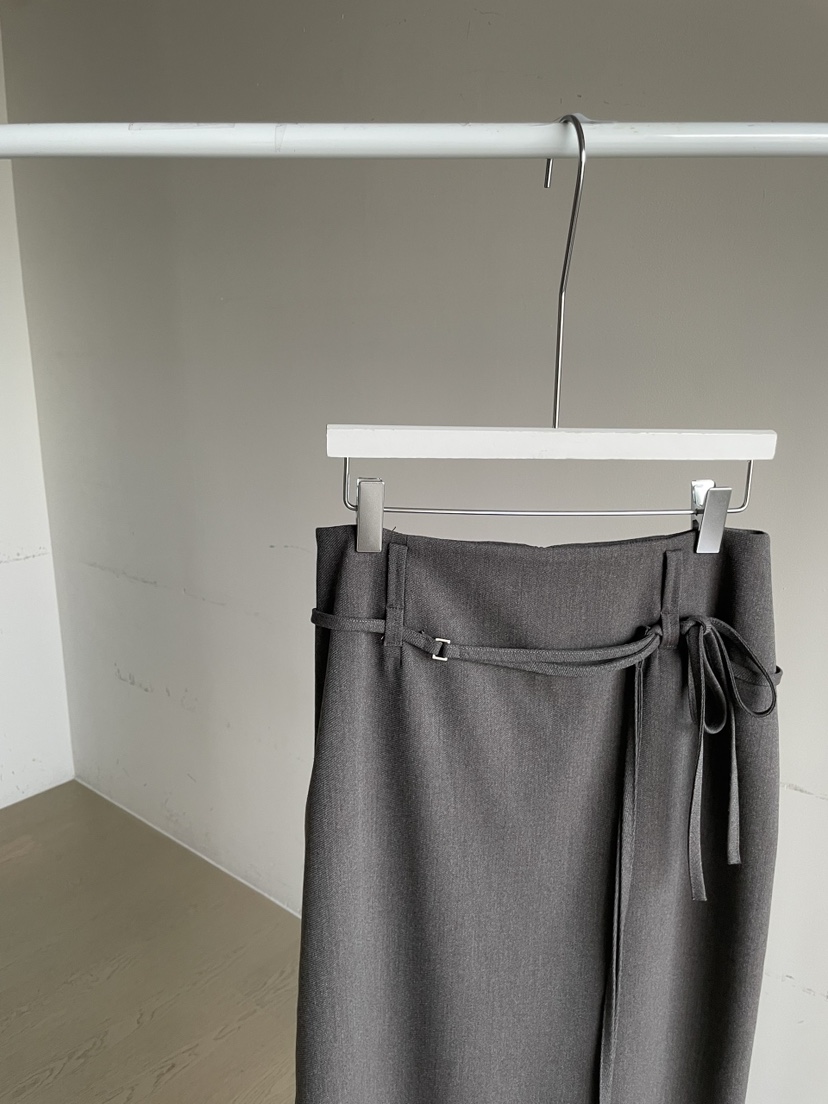 URBANE cloth韓國直郵㊣女裝新品真品熱賣時尚推薦長裙含腰帶URBANE cloth長裙