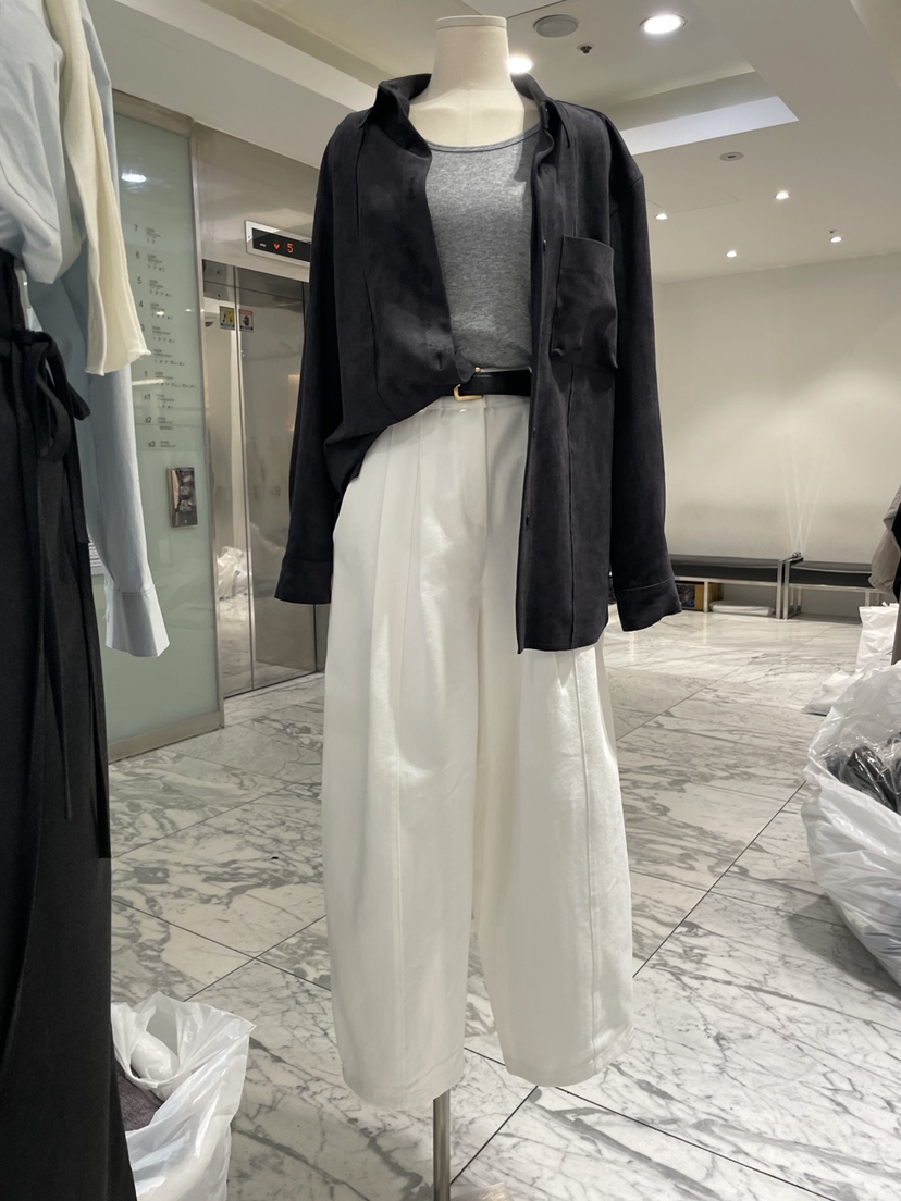 URBANE cloth韓國代購㊣女裝新品推薦熱賣人氣夾克絨面革鏤空URBANE cloth夾克