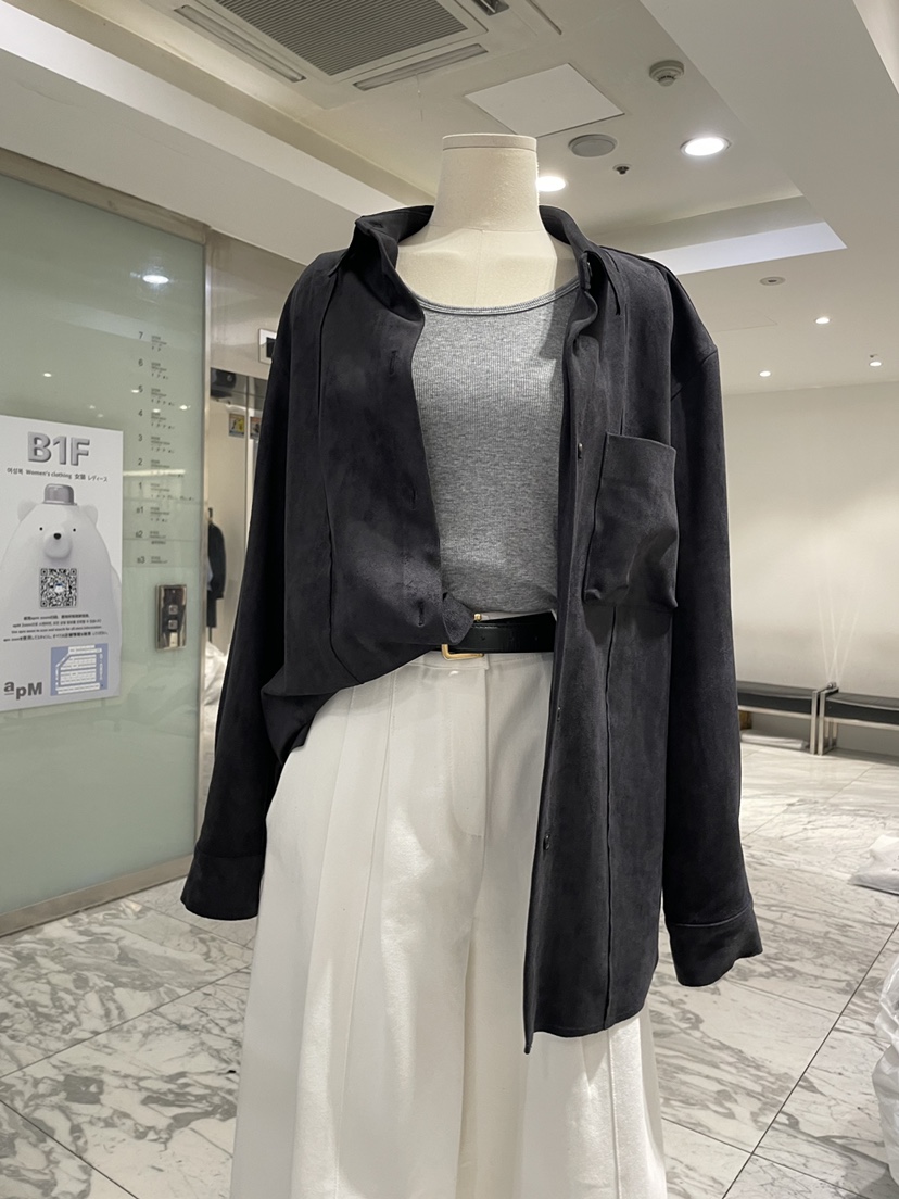 URBANE cloth韓國代購㊣女裝新品推薦熱賣人氣夾克絨面革鏤空URBANE cloth夾克