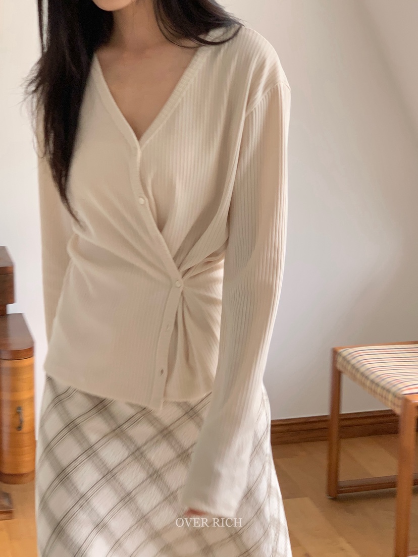 OVER RICH韓國直郵㊣女士新品推薦人氣休閑時尚真品長袖T恤OVER RICH長袖T恤