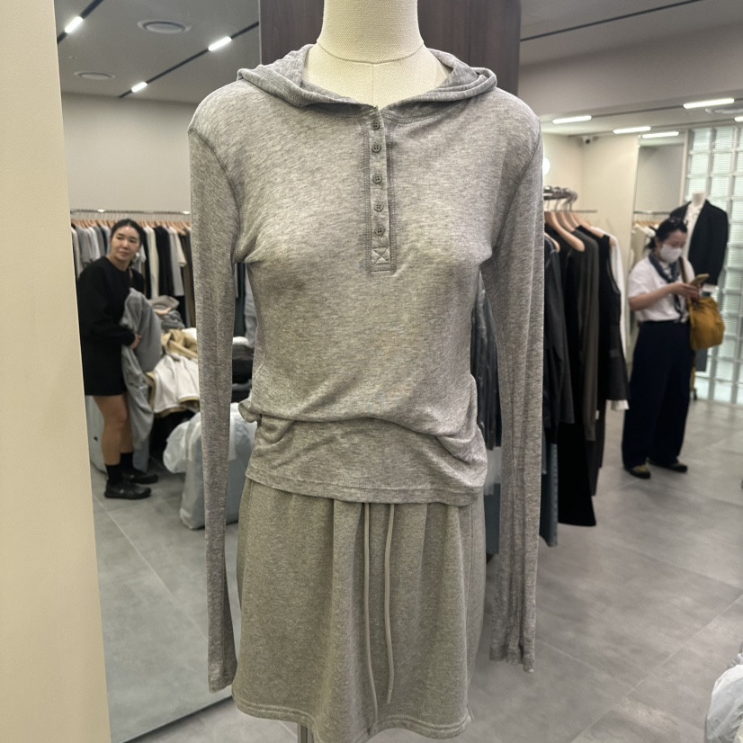 URBANSTORY/REMAKING東大門㊣代購女士新品時尚長袖T恤兜帽紐扣Remaking/URBANSTORY長袖T恤圖色4