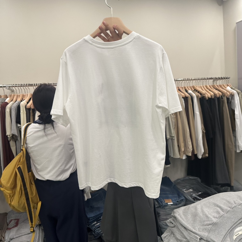 URBANSTORY/REMAKING東大門㊣直郵女裝新款職業推薦25秋冬T恤Remaking/URBANSTORYT恤