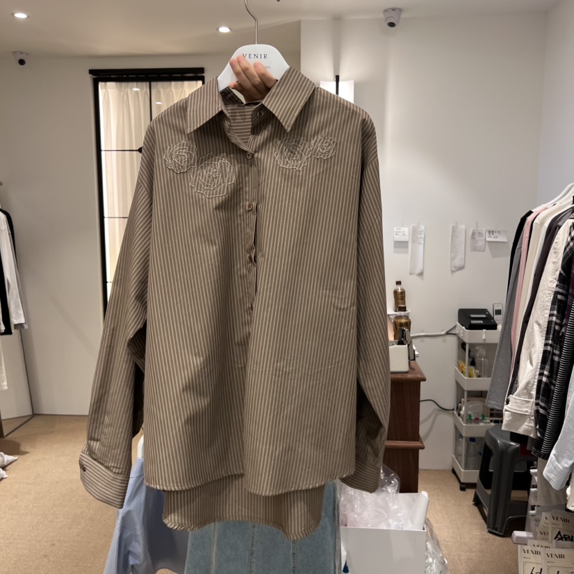 VENIR-a東大門㊣代購女裝新品人氣真品熱賣襯衫蕾絲衫刺繡VENIR-a襯衫/蕾絲衫圖色2