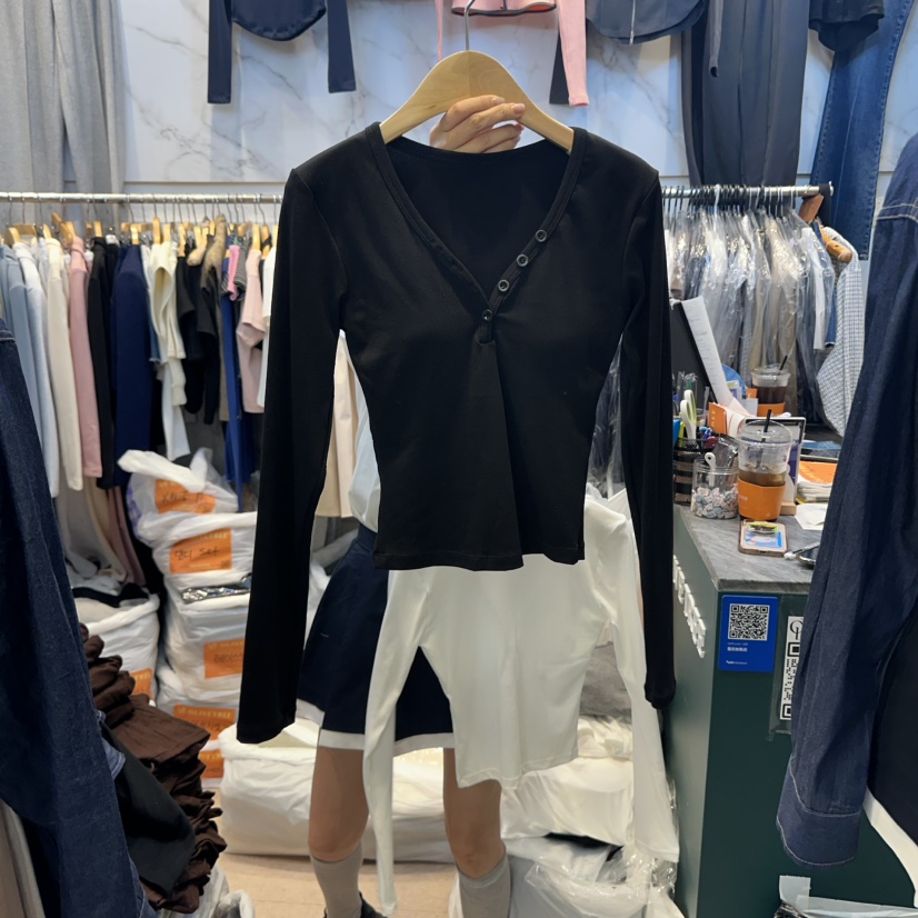 OLIVE TrEE東大門㊣實拍女士新品人氣熱賣休閑長袖T恤紐扣OLIVE TrEE長袖T恤圖色2