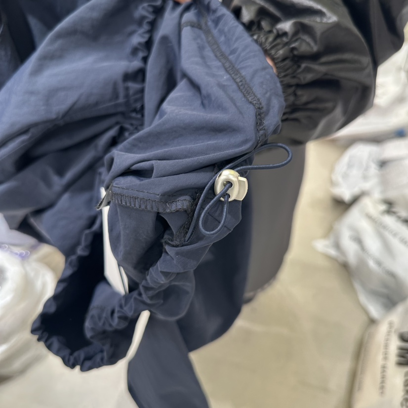 REFLAT韓國代購㊣女裝新品時尚休閑人氣真品襯衫蕾絲衫拉鏈REFLAT襯衫/蕾絲衫