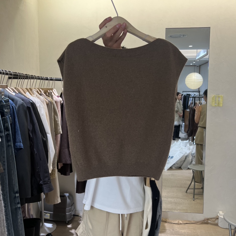 W AND J東大門㊣代購女士新品25秋冬時尚熱賣吊帶背心浣熊W AND J吊帶/背心