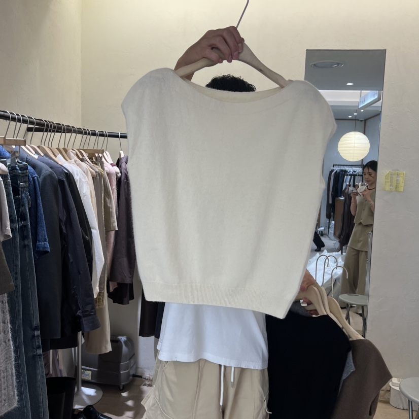W AND J東大門㊣代購女士新品25秋冬時尚熱賣吊帶背心浣熊W AND J吊帶/背心圖色2