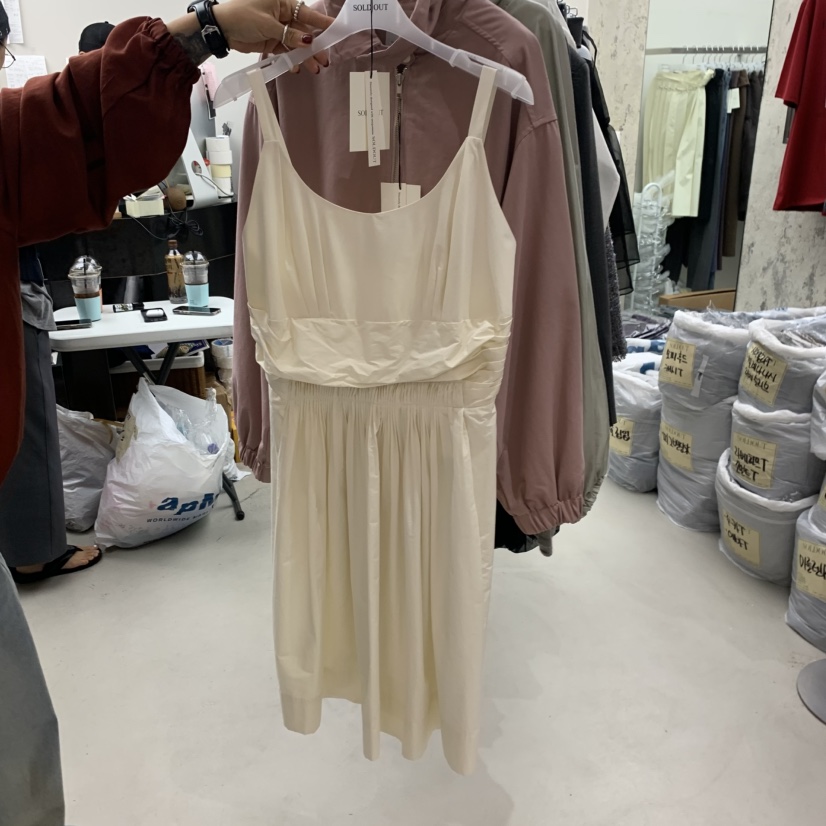 SOLD OUT韓國直郵㊣女裝新款熱賣時尚職業推薦真品休閑連衣裙SOLD OUT連衣裙