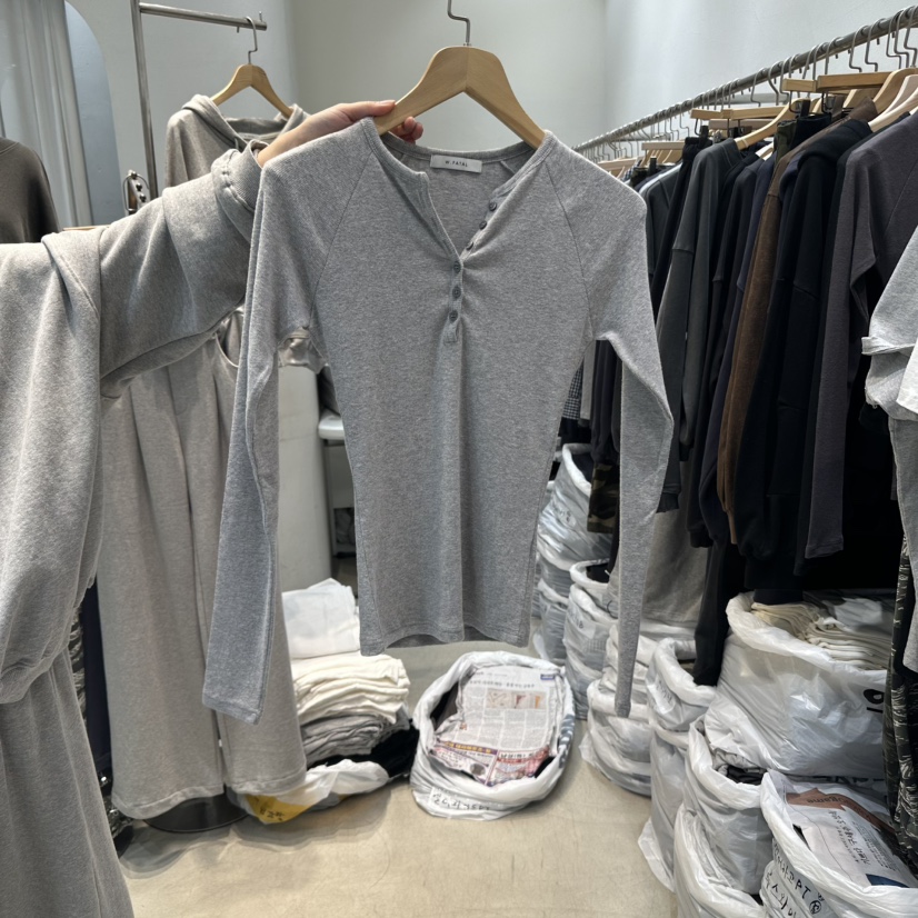 W.FATAL韓國代購㊣女士新品職業熱賣休閑時尚真品25秋冬長袖T恤W.FATAL長袖T恤圖色2
