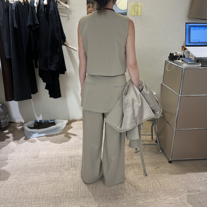 W AND J東大門㊣實拍女士新品休閑推薦時尚職業真品25秋冬馬甲W AND J馬甲