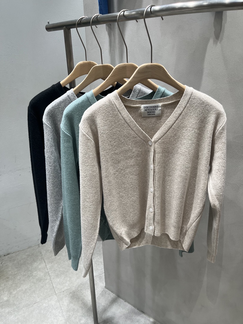 EVERCOMMERCE METICULOUSLY DESIGNED東大門㊣代購女裝新款推薦針織衫羊毛開衫EVERCOMMERCE針織衫