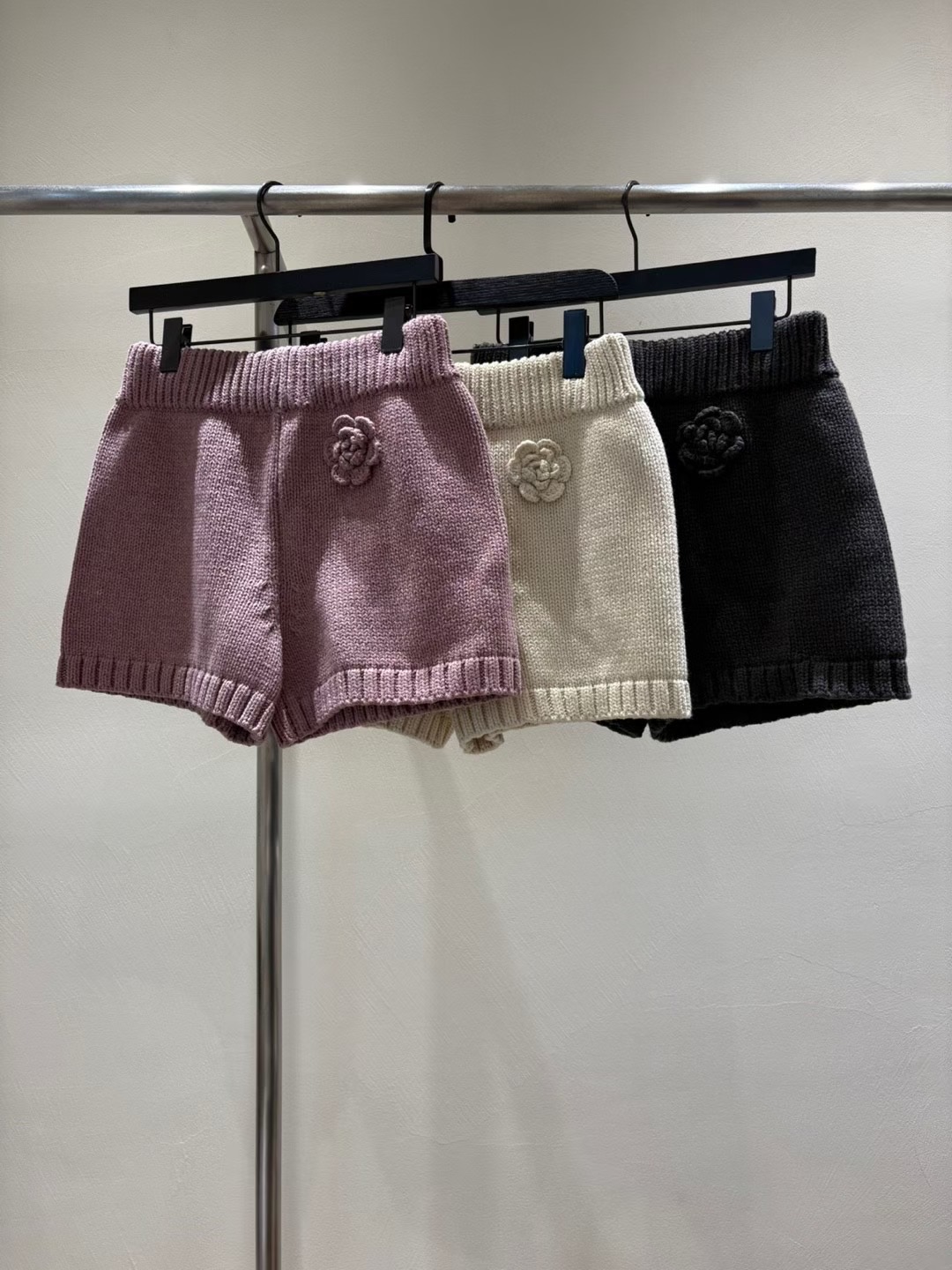 FOREVER YONG東大門㊣實拍女士新品熱賣休閑人氣真品短褲花朵FOREVER YONG短褲圖色2左二色