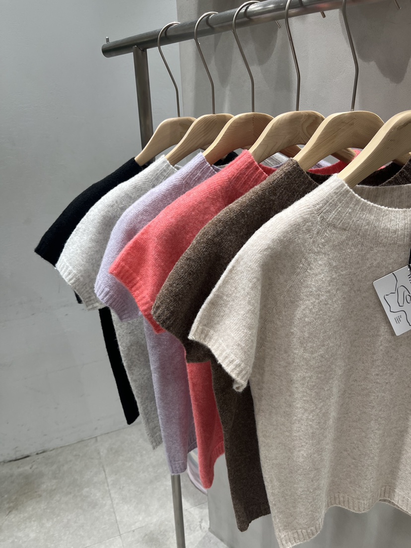 EVERCOMMERCE METICULOUSLY DESIGNED東大門㊣直郵女士新款真品針織衫EVERCOMMERCE針織衫