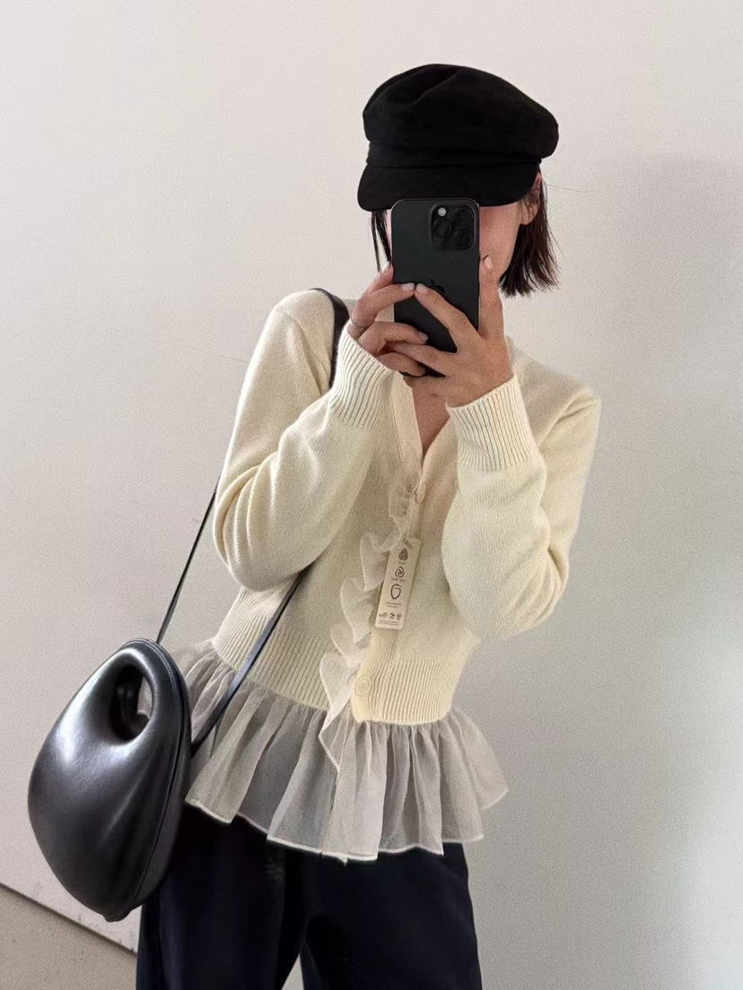OLI SEOUL東大門㊣直郵女裝新品25秋冬休閑針織衫荷葉邊雪紡OLI SEOUL針織衫