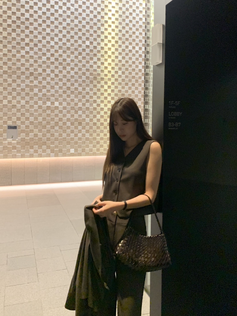 LEGACY東大門㊣代購女士新款真品推薦人氣時尚25秋冬熱賣馬甲LEGACY馬甲