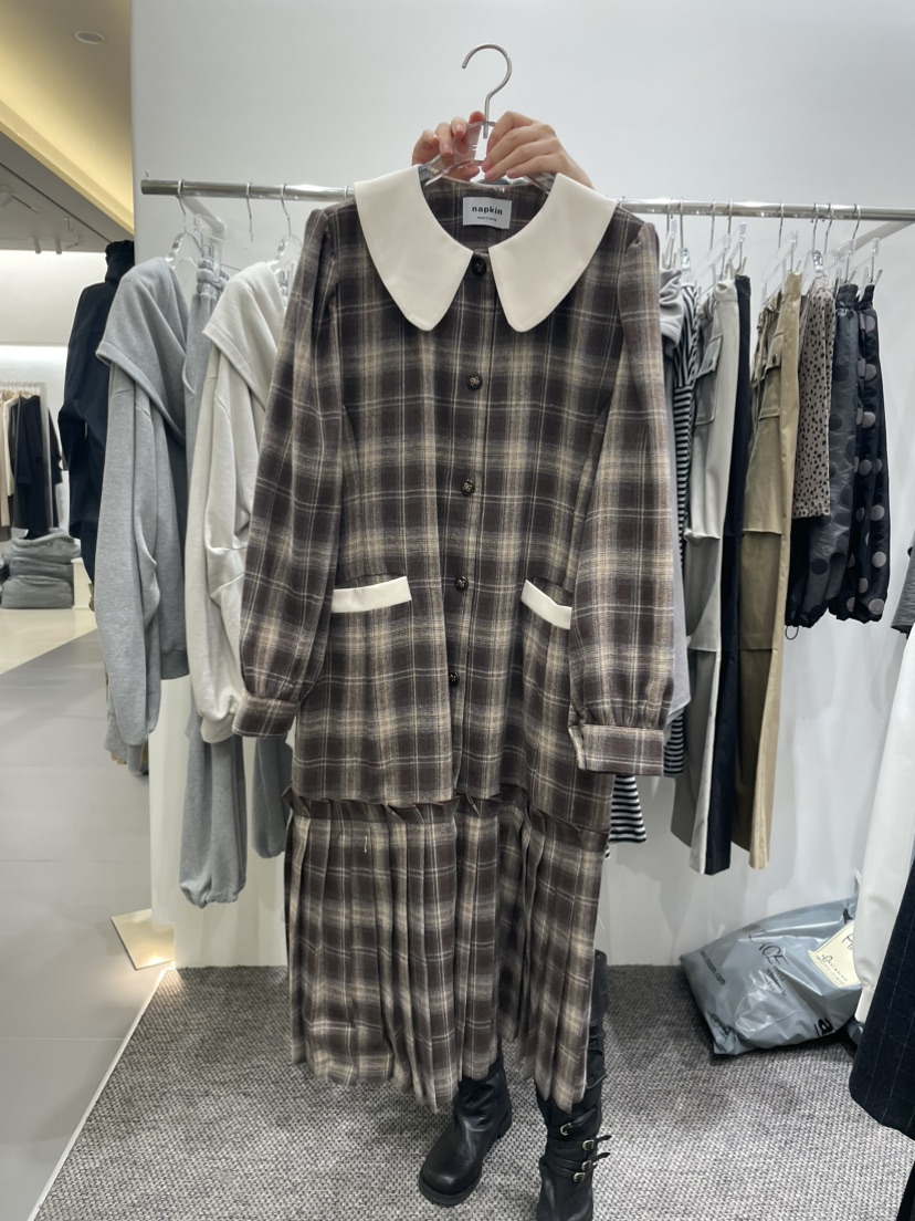 ANNA VERRY-P韓國代購㊣女士新品人氣25秋冬熱賣推薦連衣裙ANNA VERRY-P連衣裙圖色2