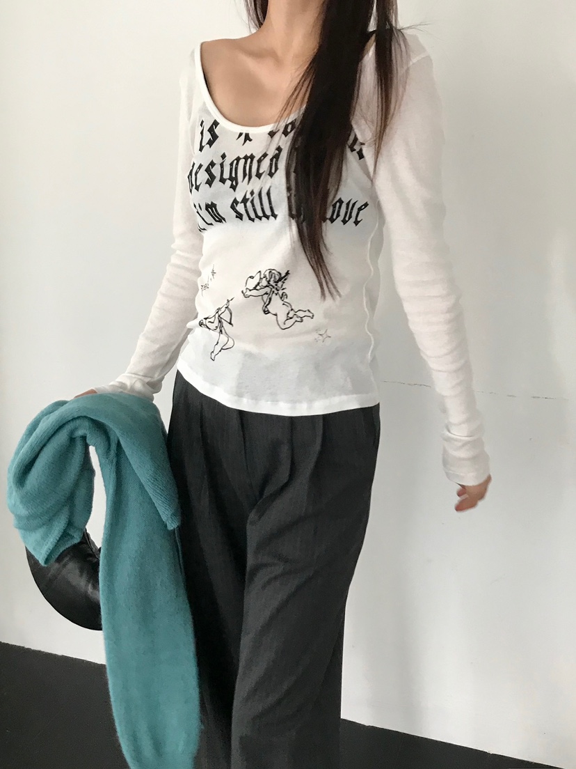 ESCHER東大門㊣直郵女士新品人氣25秋冬熱賣長袖T恤不含飾品ESCHER長袖T恤