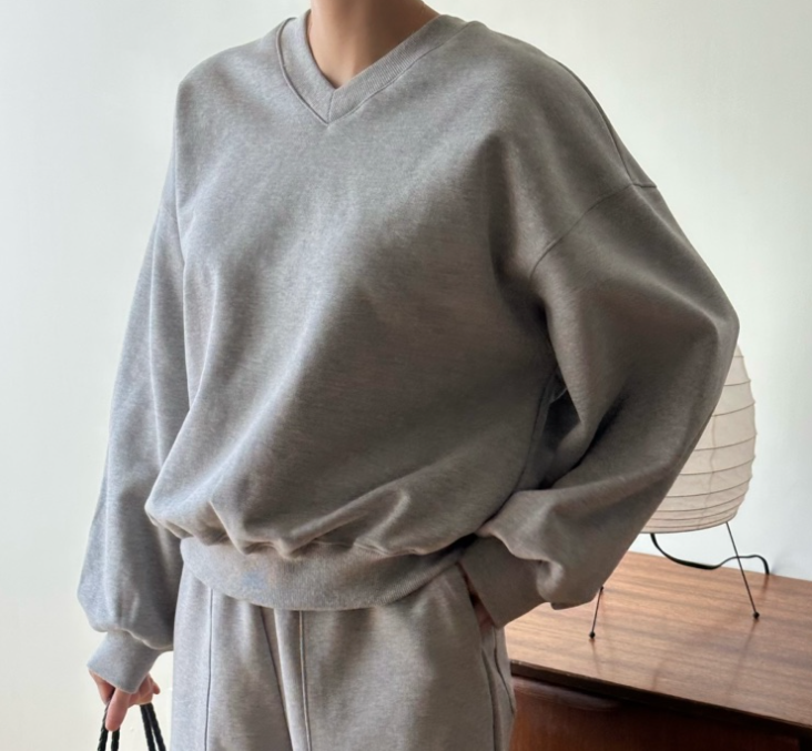 LE VASE東大門㊣實拍女士新款人氣職業熱賣推薦真品25秋冬衛衣LE VASE衛衣圖色2