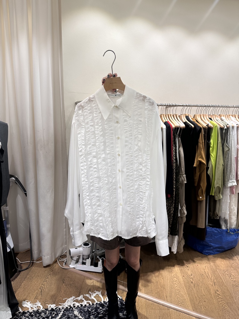 AUVERFIT東大門㊣代購女裝新品真品推薦時尚襯衫蕾絲衫可愛的AUVERFIT襯衫/蕾絲衫