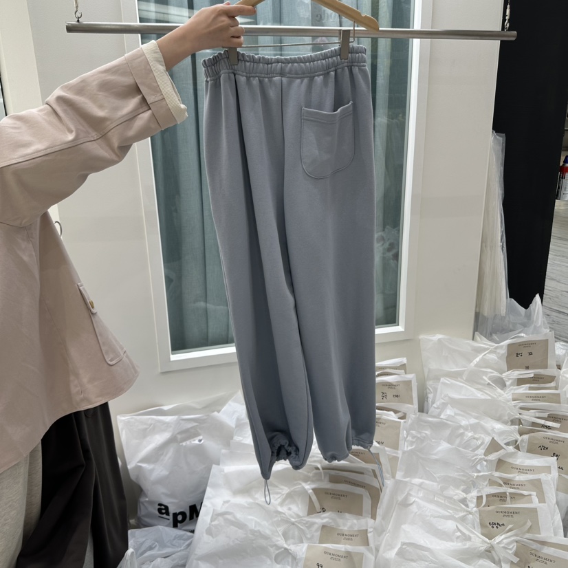 OURMOMENT東大門㊣直郵女士新品人氣熱賣25秋冬職業推薦休閑褲OURMOMENT休閑褲