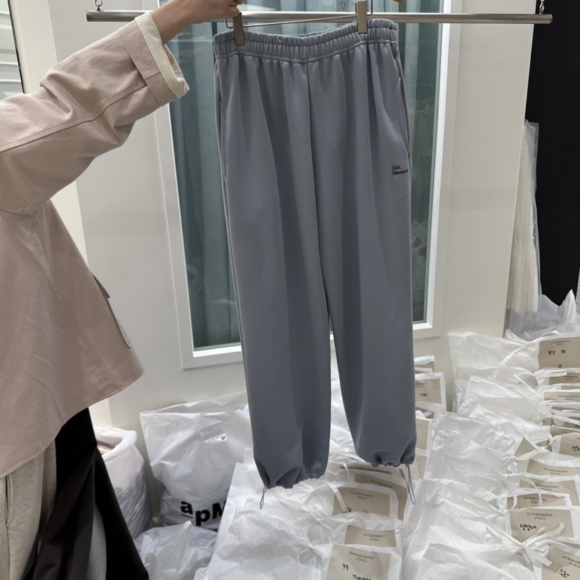 OURMOMENT東大門㊣直郵女士新品人氣熱賣25秋冬職業推薦休閑褲OURMOMENT休閑褲圖色3