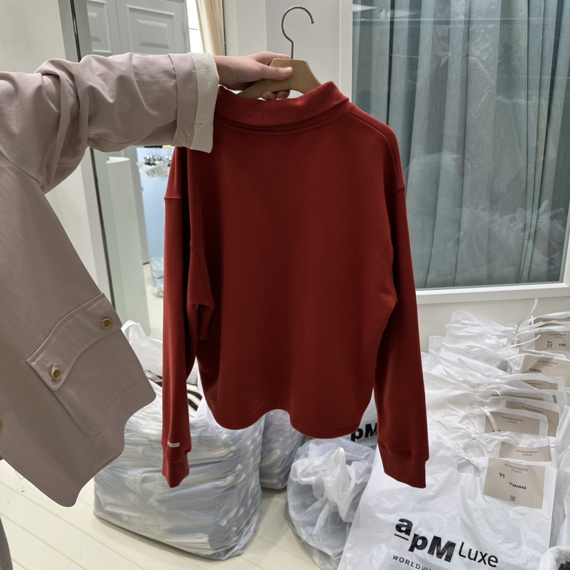 OURMOMENT韓國代購㊣女士新品時尚休閑人氣25秋冬職業熱賣衛衣OURMOMENT衛衣