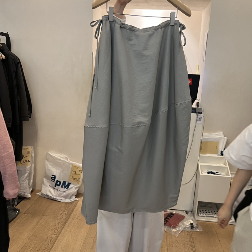 LA MAGIE FEMME東大門㊣實拍女士新款職業25秋冬半身裙中短裙Lamagie Femme半身裙/中短裙圖色2