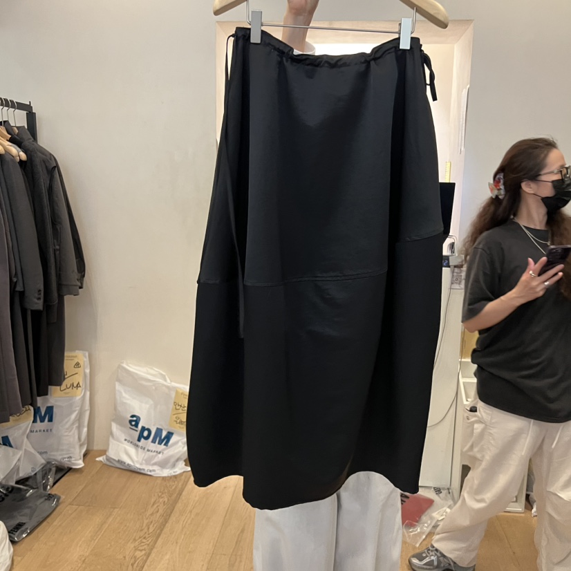 LA MAGIE FEMME東大門㊣實拍女士新款職業25秋冬半身裙中短裙Lamagie Femme半身裙/中短裙圖色3