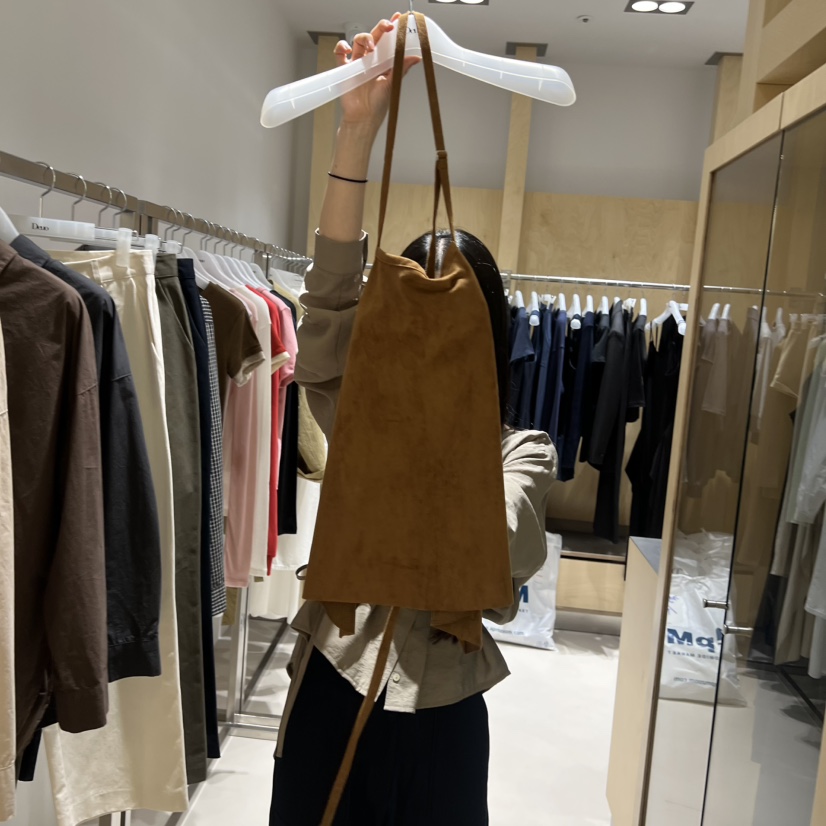 DEUO韓國代購㊣女裝新品推薦25秋冬真品熱賣吊帶背心不含內搭DEUO吊帶/背心圖色2