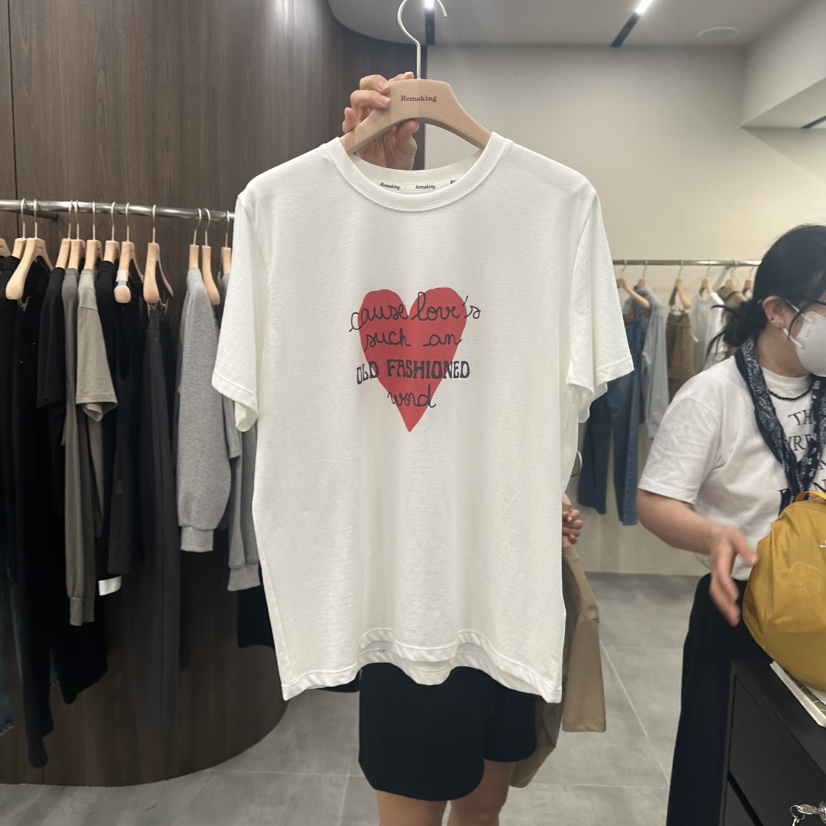 URBANSTORY/REMAKING韓國代購㊣女裝新品真品職業人氣時尚T恤Remaking/URBANSTORYT恤圖色2
