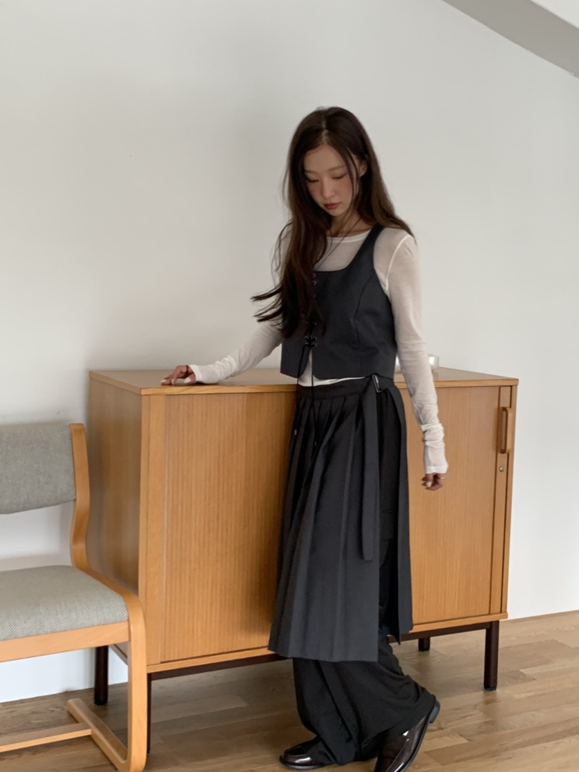 MURMUR東大門㊣代購女裝新款25秋冬推薦熱賣職業時尚吊帶背心MURMUR吊帶/背心