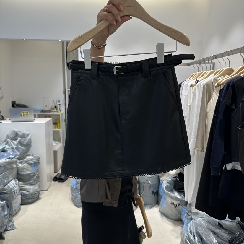 RICH SISTER韓國代購㊣女士新品熱賣時尚休閑短裙含腰帶套裝RICH SISTER短裙圖色2