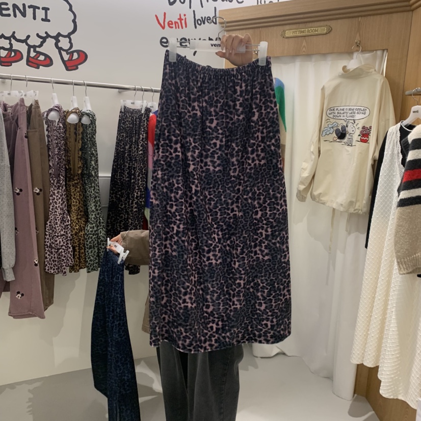 VENTI韓國直郵㊣女士新品職業推薦25秋冬半身裙中短裙天鵝絨VENTI半身裙/中短裙